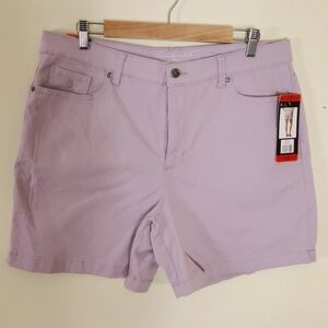 Gloria Vanderbilt All-Around Slimming Effect Women's Amanda Shorts Size 16